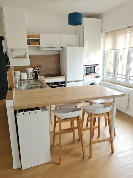 Bel Appartement 3 Suites Privatives Hyper Centre Tourcoing Exterior photo